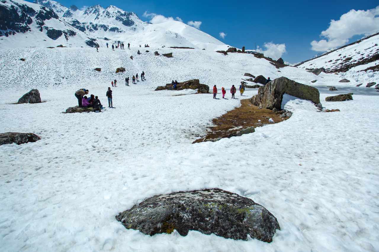 yumthang valley snowfall india