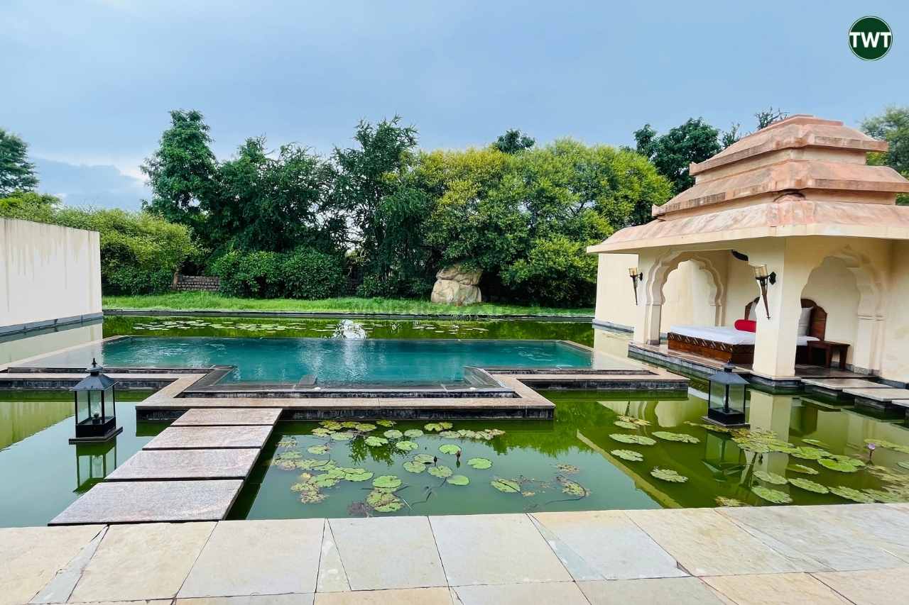 evolve back hampi rooms jal mahal pool