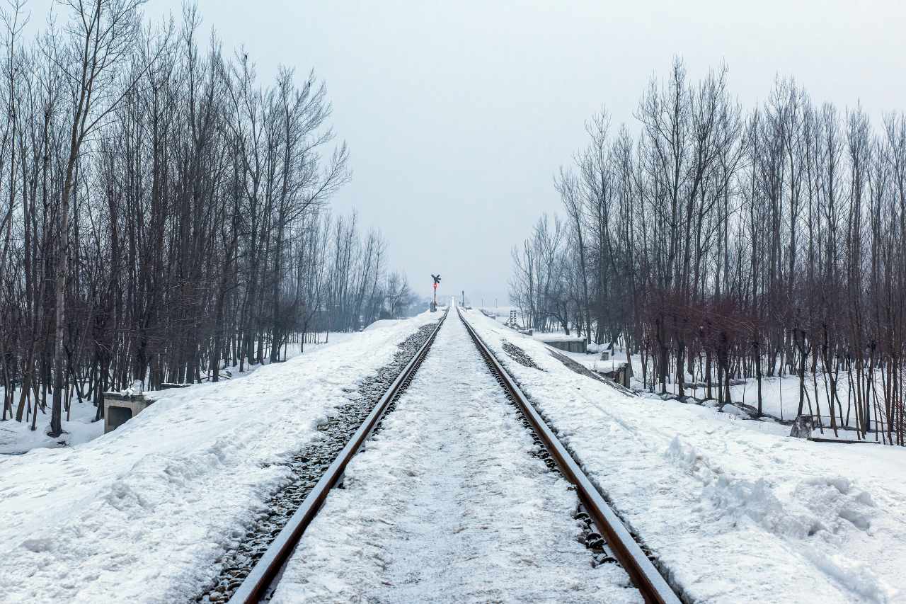 kashmir things to do banihal baramulla train