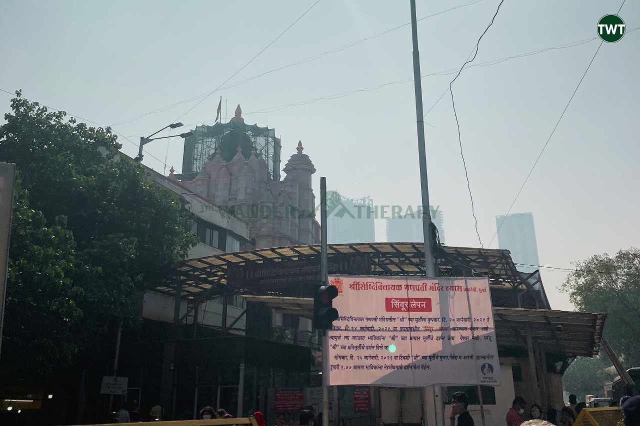 mumbai things to do - siddhivinayak temple