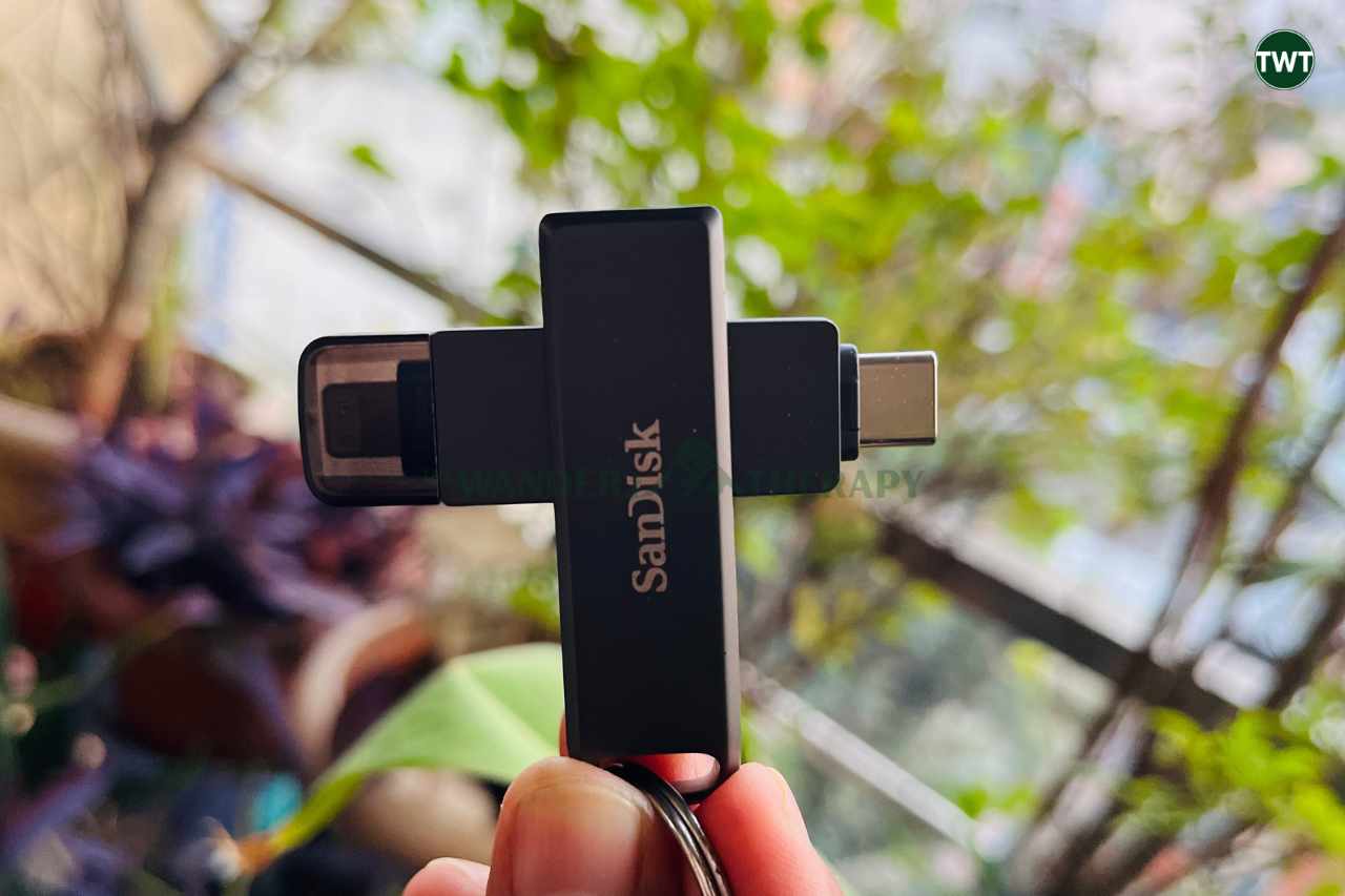 best travel gadgets india.otg flash drive