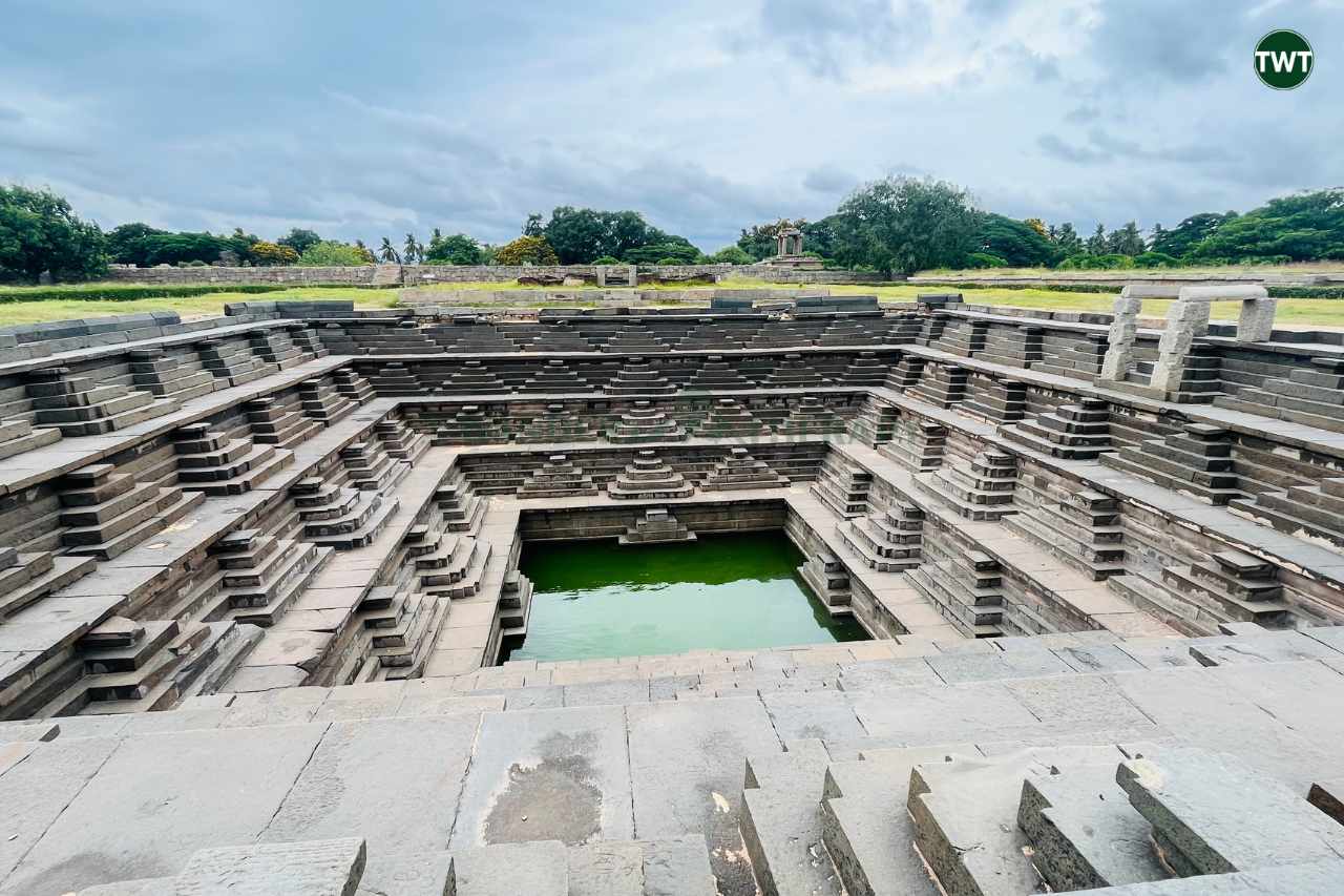 royal enclosure hampi