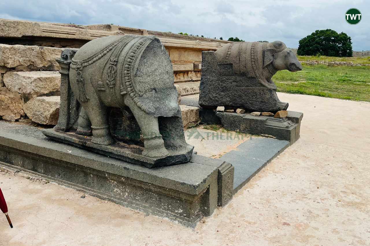 royal enclosure hampi