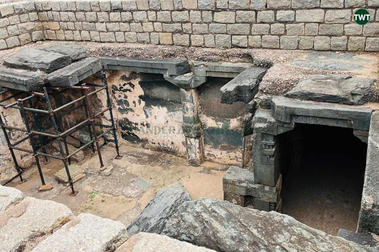 royal enclosure hampi